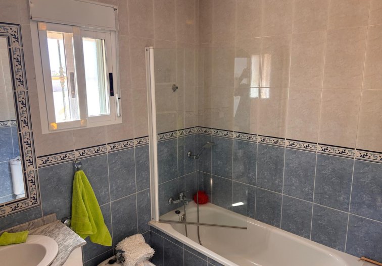 Herverkoop - villa - Guardamar del Segura - Costa Blanca