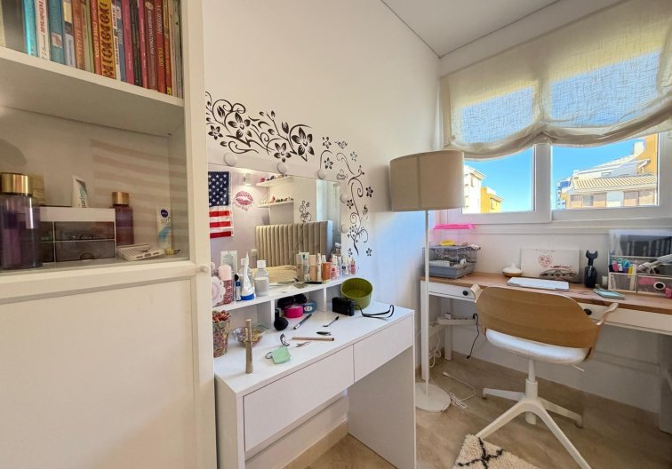 Segunda mano - Apartamento  - Torrevieja - Punta Prima