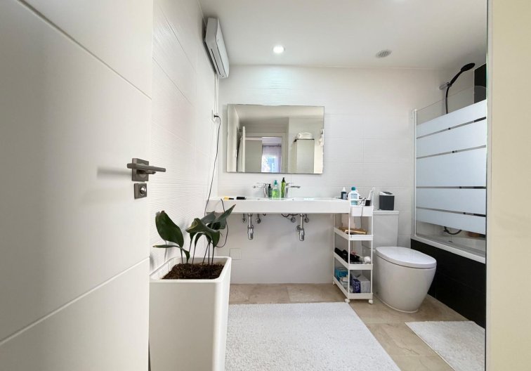 Segunda mano - Apartamento  - Torrevieja - Punta Prima