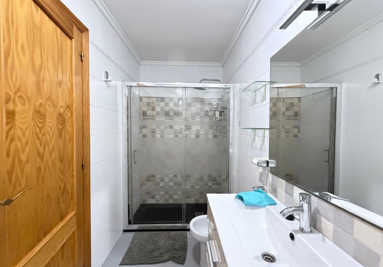 Wiederverkauf - Wohnung - Torrevieja - Playa del Cura