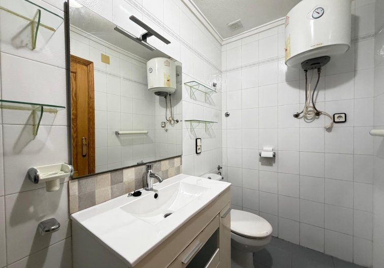 Wiederverkauf - Wohnung - Torrevieja - Playa del Cura