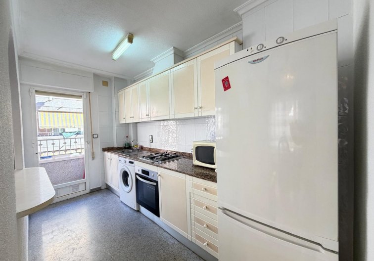 Wiederverkauf - Wohnung - Torrevieja - Playa del Cura