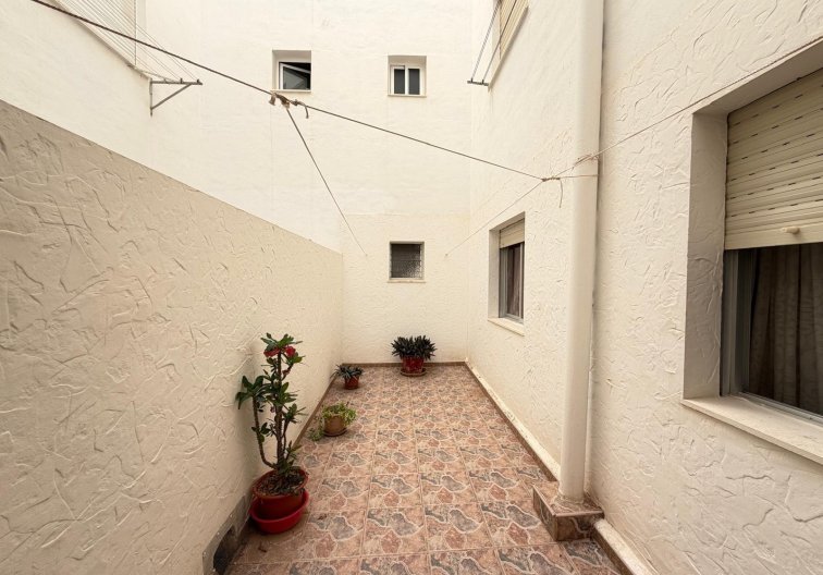 Resale - Apartment - Torrevieja - Las Piscinas Naturales