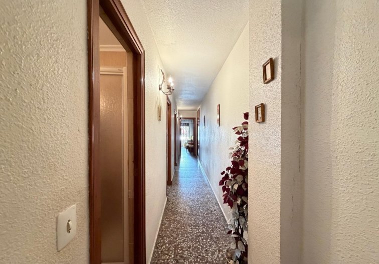 Resale - Apartment - Torrevieja - Las Piscinas Naturales