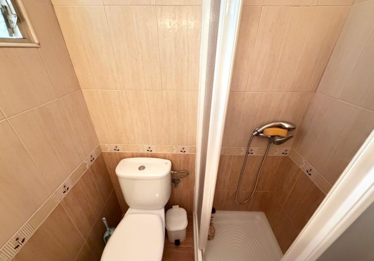 Resale - Apartment - Torrevieja - Las Piscinas Naturales