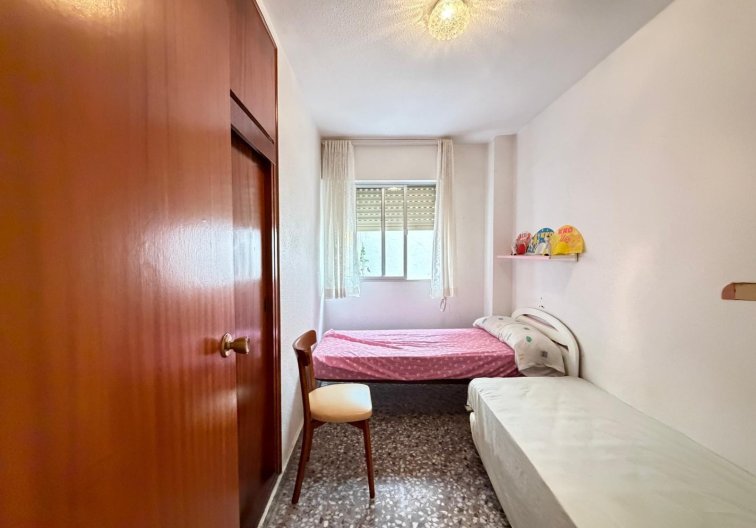 Resale - Apartment - Torrevieja - Las Piscinas Naturales