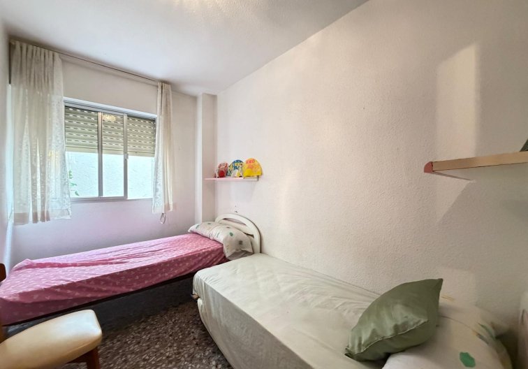 Resale - Apartment - Torrevieja - Las Piscinas Naturales