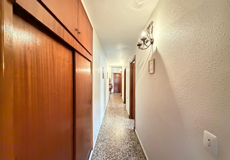 Resale - Apartment - Torrevieja - Las Piscinas Naturales