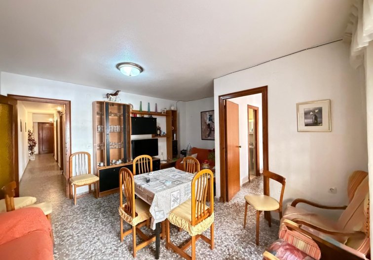 Resale - Apartment - Torrevieja - Las Piscinas Naturales