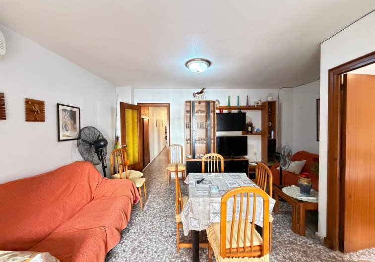 Resale - Apartment - Torrevieja - Las Piscinas Naturales