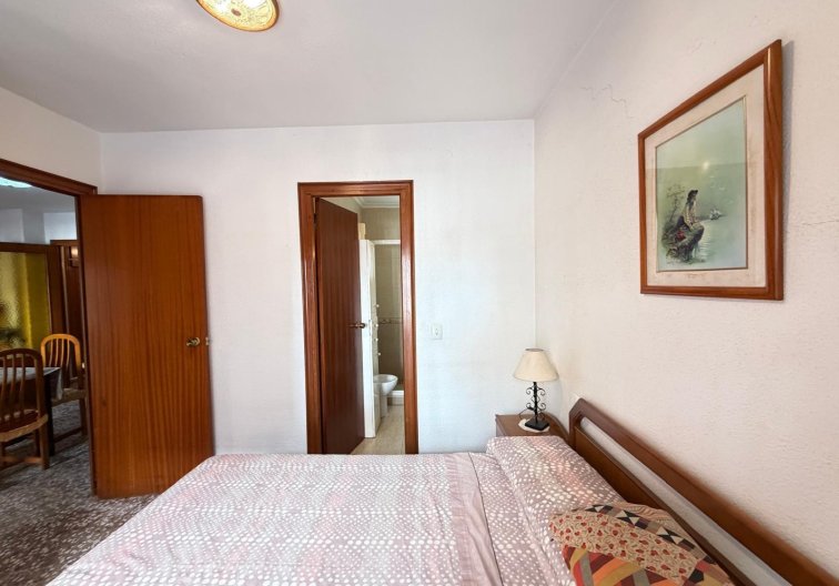 Resale - Apartment - Torrevieja - Las Piscinas Naturales