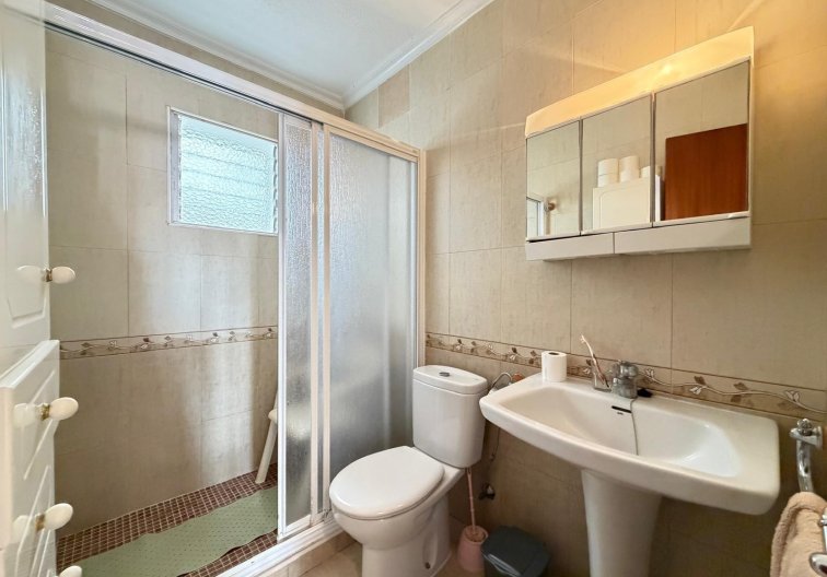 Resale - Apartment - Torrevieja - Las Piscinas Naturales