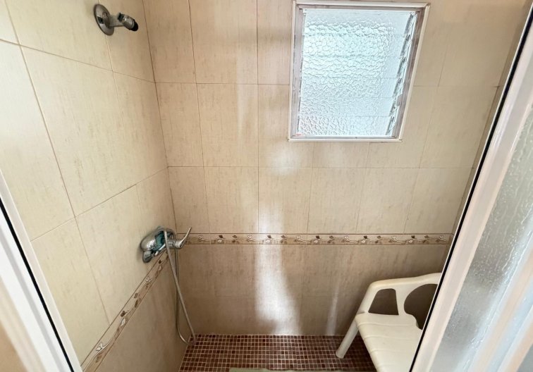 Resale - Apartment - Torrevieja - Las Piscinas Naturales