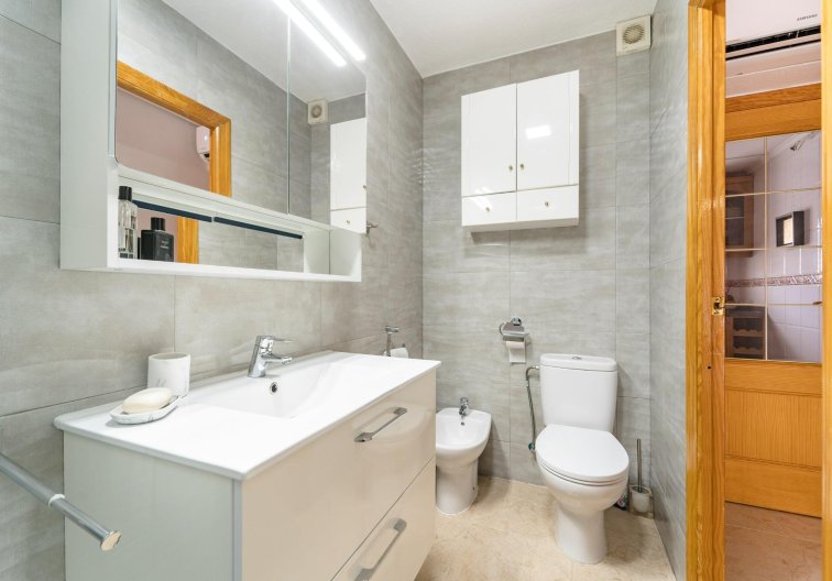 Wiederverkauf - Duplex - Torrevieja - Playa de los Naúfragos