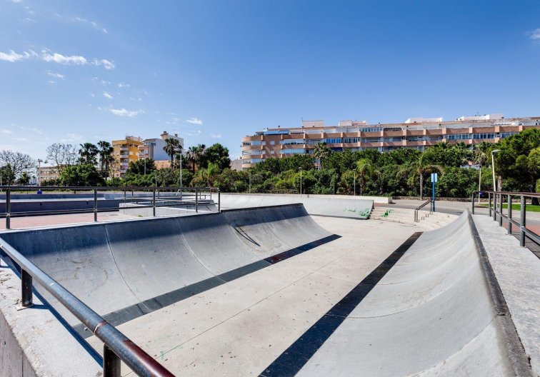 Wiederverkauf - Wohnung - Torrevieja - Parque De Las Naciones