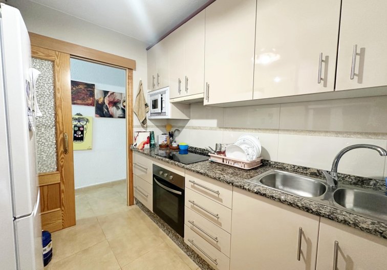 Wiederverkauf - Wohnung - Torrevieja - Playa de los Naúfragos