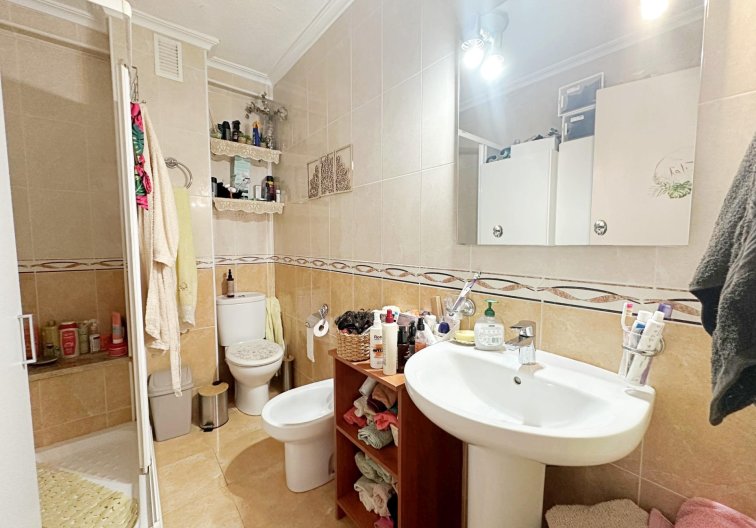 Wiederverkauf - Wohnung - Torrevieja - Playa de los Naúfragos