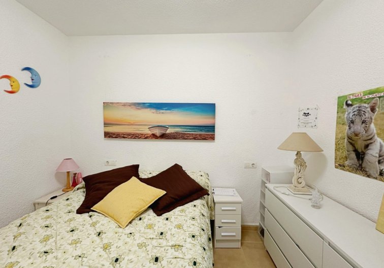 Wiederverkauf - Wohnung - Torrevieja - Playa de los Naúfragos