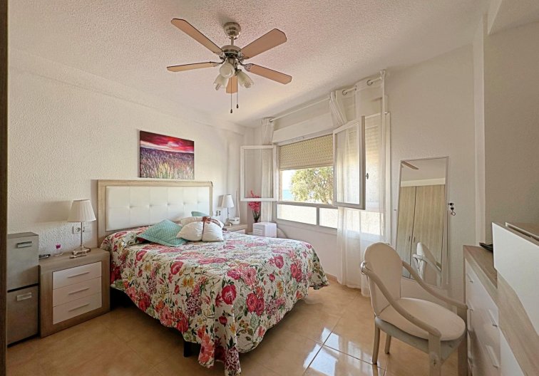 Wiederverkauf - Wohnung - Torrevieja - Playa de los Naúfragos