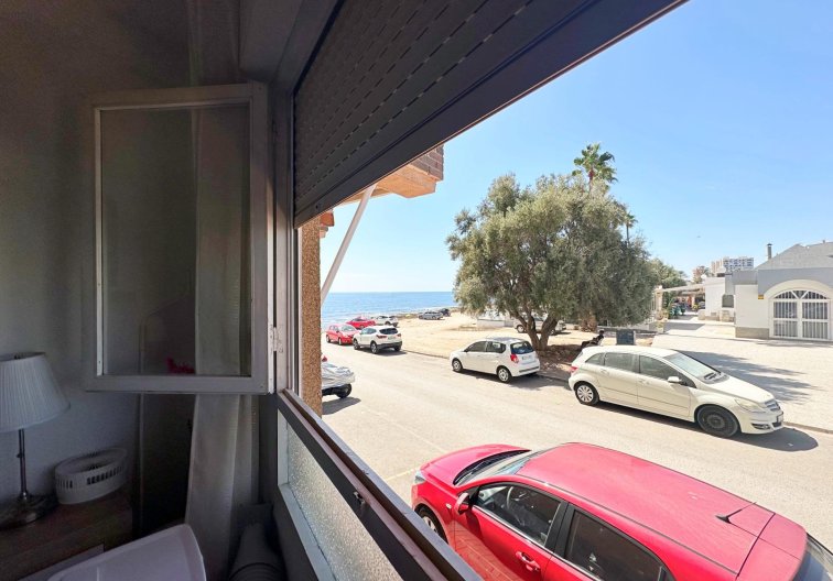 Wiederverkauf - Wohnung - Torrevieja - Playa de los Naúfragos