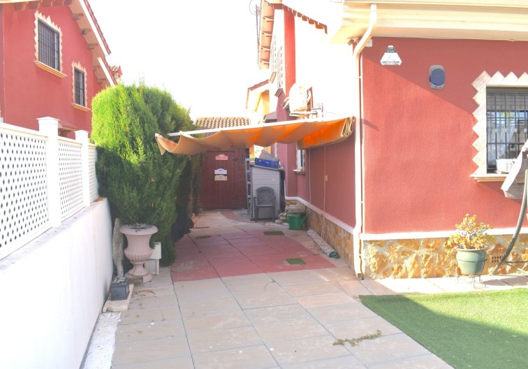 Herverkoop - villa - Guardamar del Segura - Costa Blanca