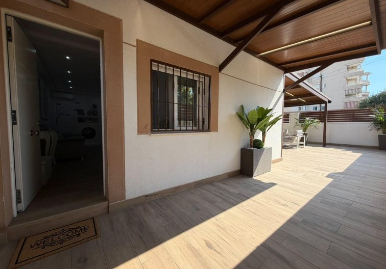 Wiederverkauf - town house - Torrevieja - Nueva Torrevieja