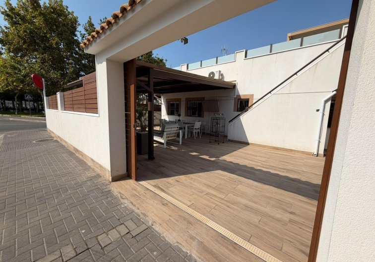 Wiederverkauf - town house - Torrevieja - Nueva Torrevieja