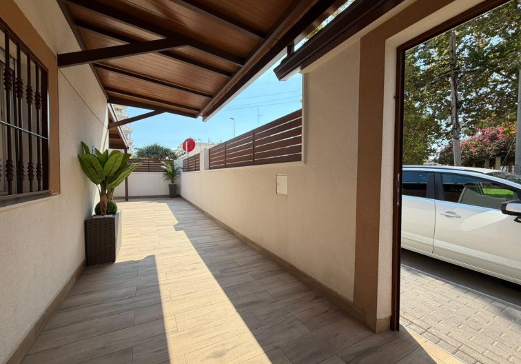 Wiederverkauf - town house - Torrevieja - Nueva Torrevieja
