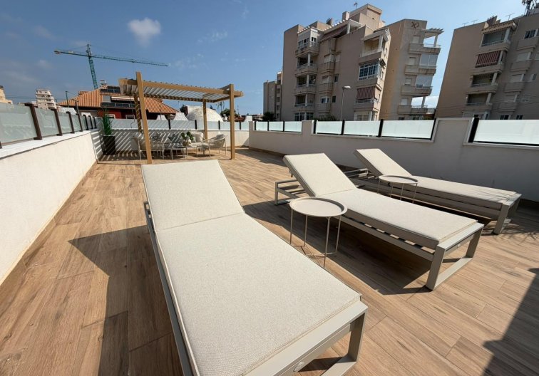 Wiederverkauf - town house - Torrevieja - Nueva Torrevieja