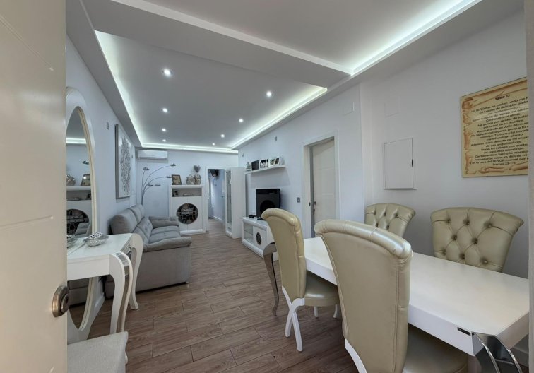 Wiederverkauf - town house - Torrevieja - Nueva Torrevieja