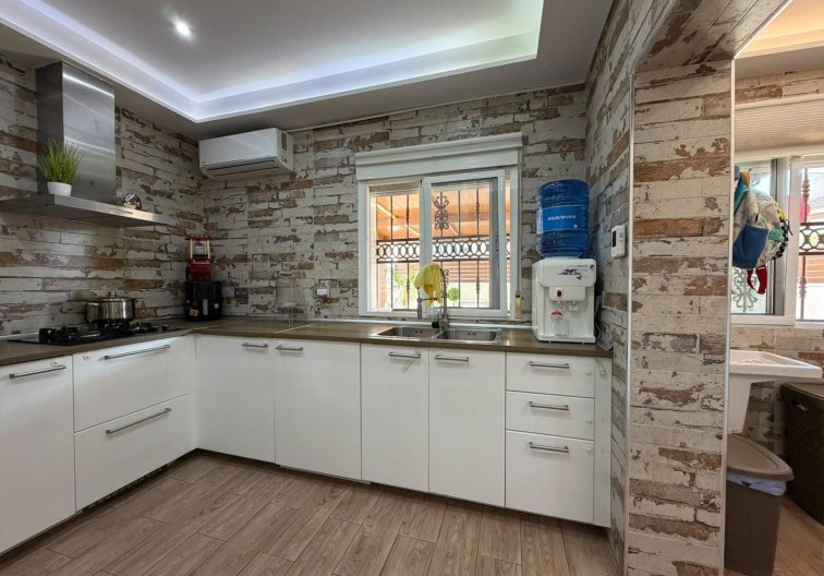 Wiederverkauf - town house - Torrevieja - Nueva Torrevieja