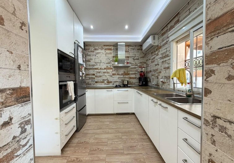 Wiederverkauf - town house - Torrevieja - Nueva Torrevieja