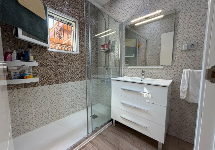 Wiederverkauf - town house - Torrevieja - Nueva Torrevieja