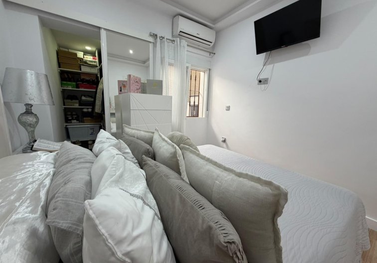 Wiederverkauf - town house - Torrevieja - Nueva Torrevieja