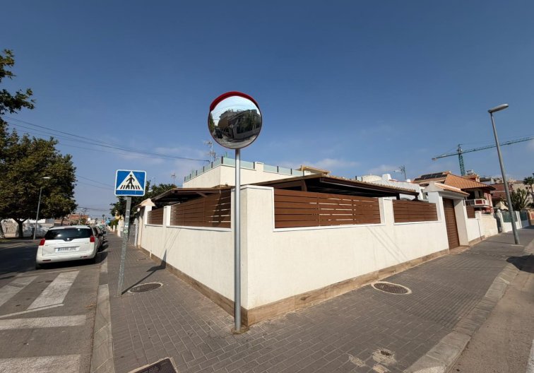 Wiederverkauf - town house - Torrevieja - Nueva Torrevieja