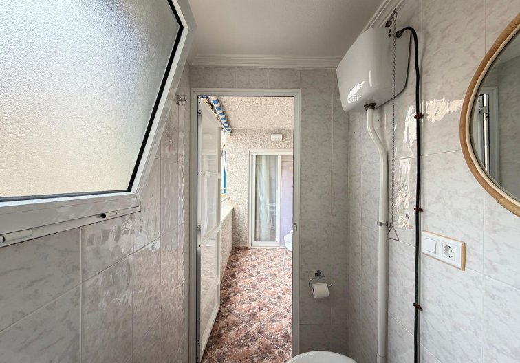 Wiederverkauf - Wohnung - Torrevieja - Centro