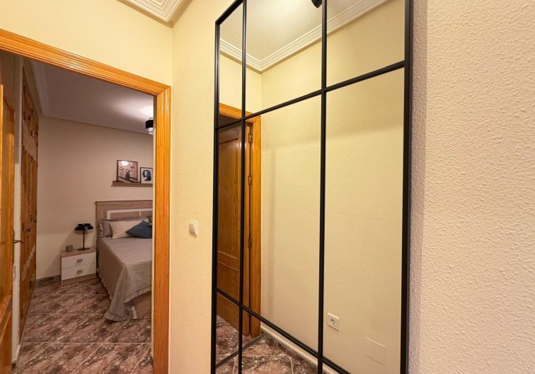 Wiederverkauf - Wohnung - Torrevieja - Centro