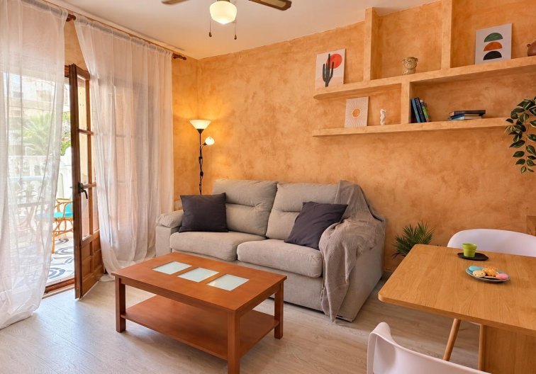 Resale - Apartment - Torrevieja - Playa de los Locos