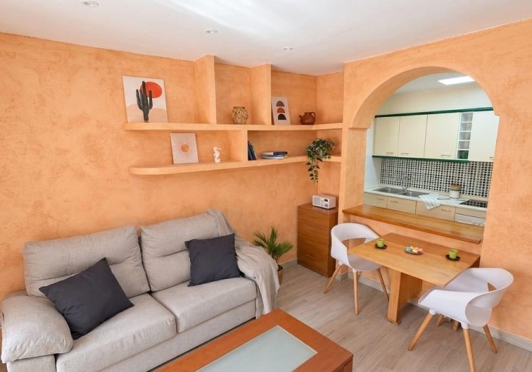 Resale - Apartment - Torrevieja - Playa de los Locos