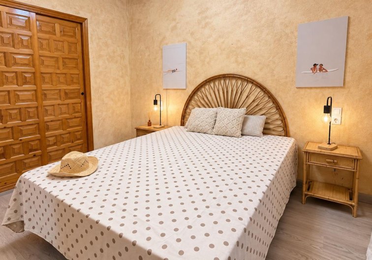 Resale - Apartment - Torrevieja - Playa de los Locos