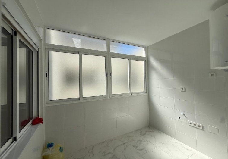 Wiederverkauf - Wohnung - Playa Del Acequion - Costa Blanca