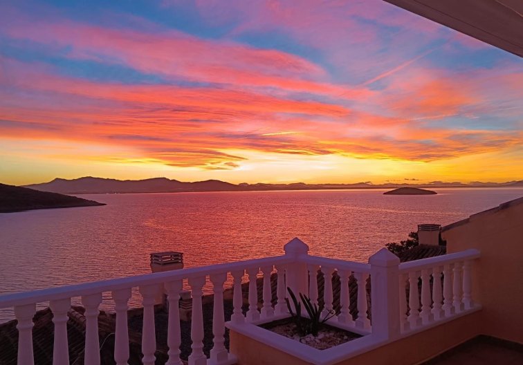Wiederverkauf - villa - La Manga del Mar Menor - Zona Galúa-calnegre