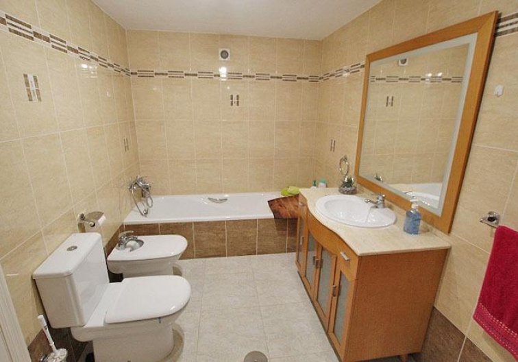 Wiederverkauf - villa - La Manga del Mar Menor - Zona Galúa-calnegre
