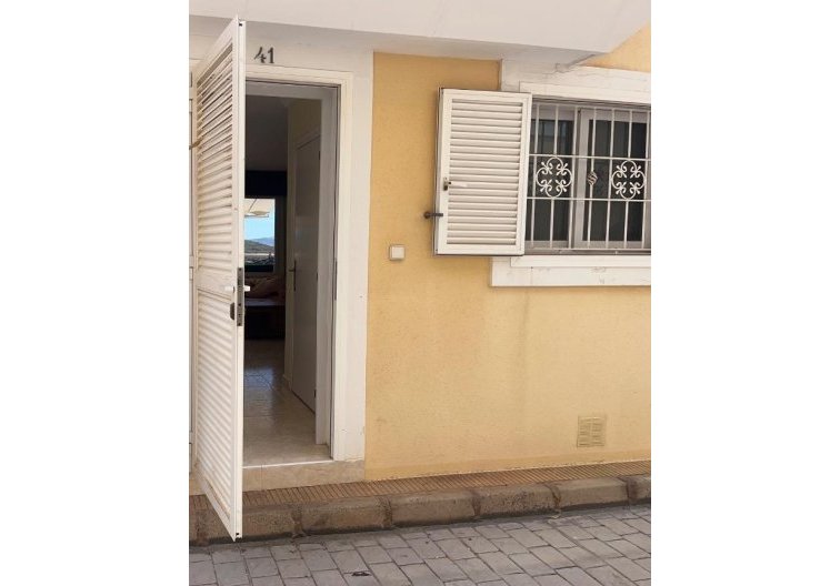 Wiederverkauf - villa - La Manga del Mar Menor - Zona Galúa-calnegre
