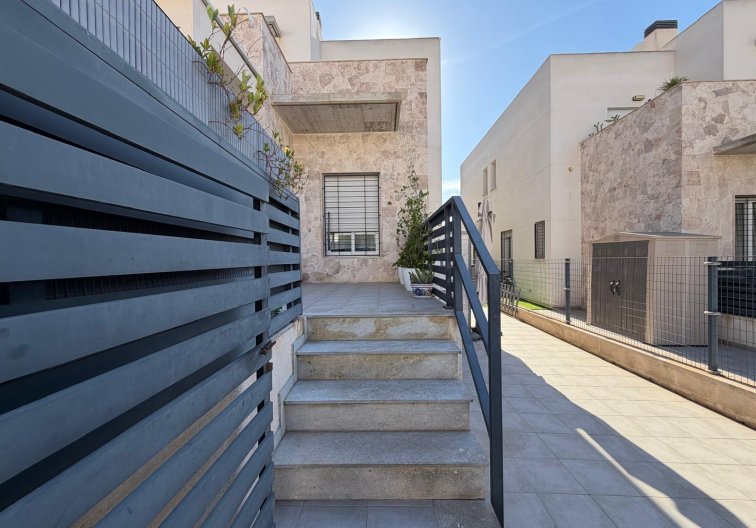Wiederverkauf - town house - Torrevieja - Aguas Nuevas