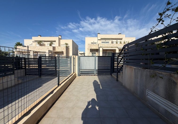 Wiederverkauf - town house - Torrevieja - Aguas Nuevas