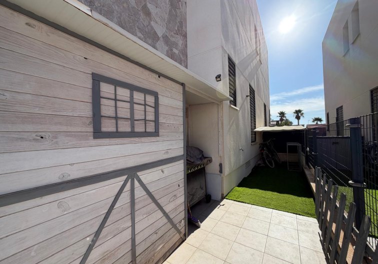Wiederverkauf - town house - Torrevieja - Aguas Nuevas