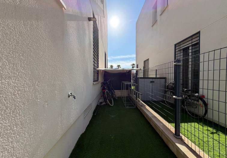 Wiederverkauf - town house - Torrevieja - Aguas Nuevas