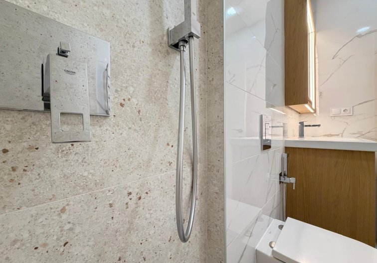 Wiederverkauf - Wohnung - Torrevieja - Playa del Cura