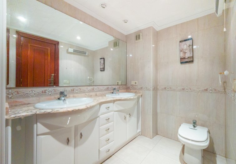 Wiederverkauf - Wohnung - Torrevieja - La Mata Pueblo